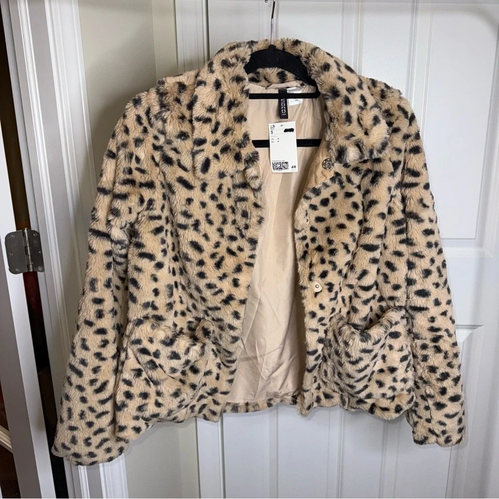 H&M Cream and Black Teddy Leopard Jacket NWT - Picture 2 of 4